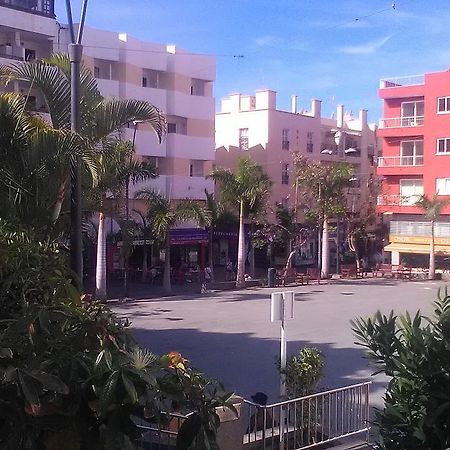 شقة Edificio Gavota لوس كريستيانوس المظهر الخارجي الصورة